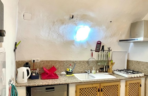 Cullar House | Cave house Nadieh with pool and facilities for PRM