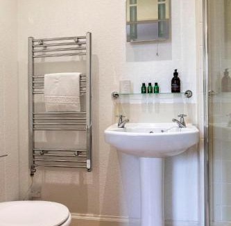 Nairn Bed & Breakfast | Cawdor House B&B