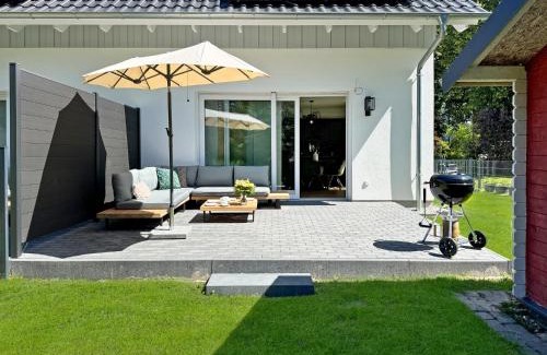 Poppendorf House | CBlue: Seeblick, Kamin, Wallbox, Natur