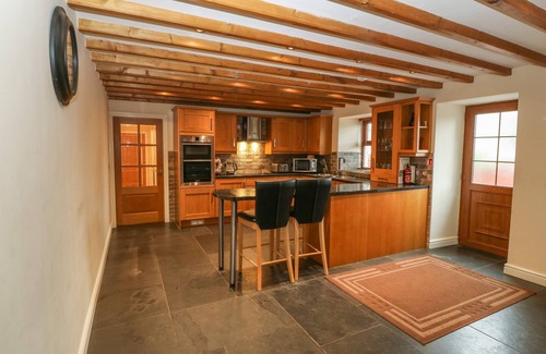 Garndolbenmaen Cottage | Cefn-yr-efail