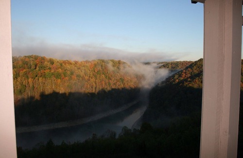 Baxter Cabin | Center Hill ~ Best View On Lake ~ 3 Decks & Hot Tub