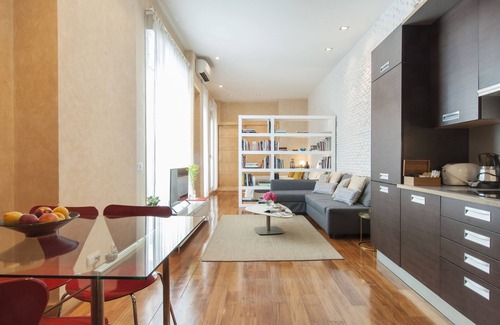 Huertas Apartment | Center of Madrid. Barrio Letras, Walk to Museums, Plazas and GranVia