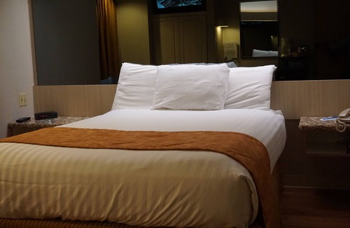 Tonawanda Hotel | CenterWay Hotel Tonawanda