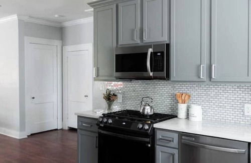 Midtown House | Central- 10 min to Downtown & 5 min to Fairground
