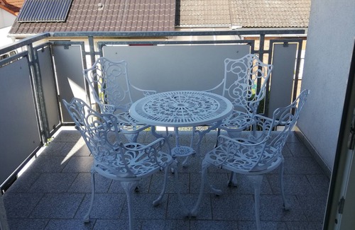 Bad Vilbel Apartment | Central and quiet living