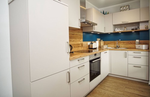 Gohren Apartment | Central apartment with terrace, use of swimming pool and sauna - Villa Anni FeWo 02