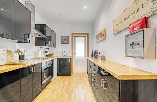 Gandia Apartment | Central Apartment 2 bedrooms Netflix WIFI