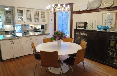 Bracondale Hill House | Central Gorgeous Davenport Village Wychwood Family House