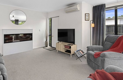Blenheim House | Central Haven - Blenheim Holiday Home
