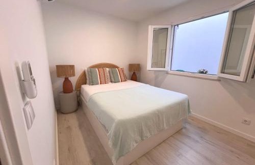 Setubal Apartment | Central & Sunny Apt 10m to Beach, By TimeCooler