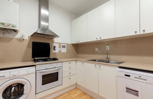 La Nova Esquerra de l'Eixample Apartment | Centrally located apartment