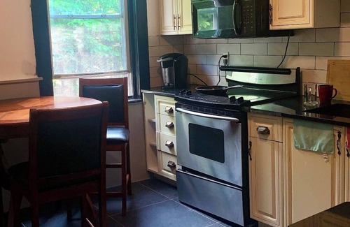 North End House | Centrally Located Blue House