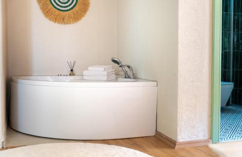 Alacati Hotel | Cerenity Alaçatı