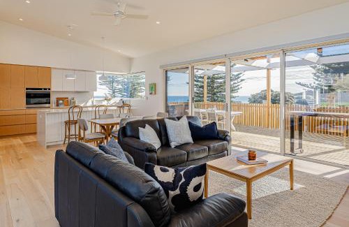 Port Willunga House | Cerulean - Port Willunga - C21 SouthCoast Holidays