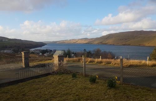 Carbost House | Ceum Thairis