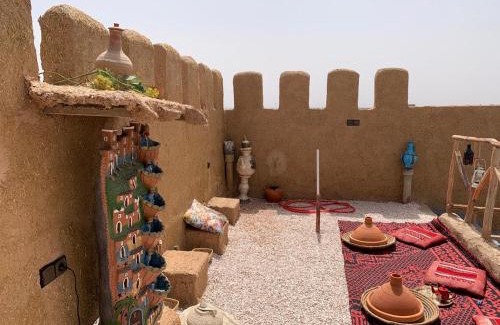 Ahmar Laglalcha House | Château Berbère Madame DELLAL