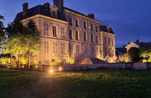 La Chapelle-Saint-Mesmin Hotel | Château du Rollin Orléans - La Chapelle St Mesmin