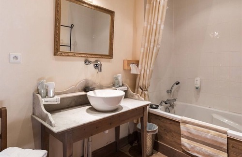 Chalmazel-Jeansagniere Other | Château des Marcilly Talaru