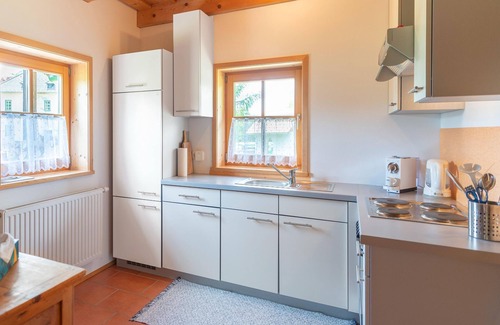 Schwarzenberg am Boehmerwald House | Chalet Schwarzenberg near Ski Lift & Stream