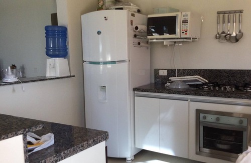 AA House | CHACARA DE 4 DORMITS P / 17 PEOPLE OR MORE - COND. OF CHACARAS PORTAL DOS LAGOS