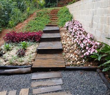 Domingos Martins Villa | Chalé Ecos do Jucu sauna-ofurô-piscina aquecida-wifi