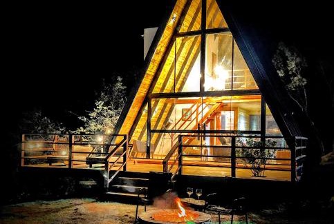 Alexania Ski Chalet | Chalé Recanto - ofurô, banheira, vista, cachoeira e lago