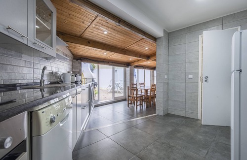 Azambuja House | Chale Bela in Setubal