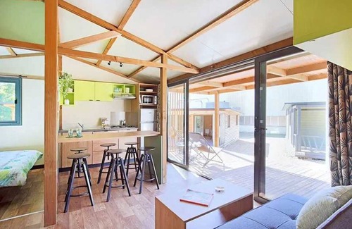 Monoblet Ski Chalet | Chalet 3 étoiles - Piscine - cca0gdi