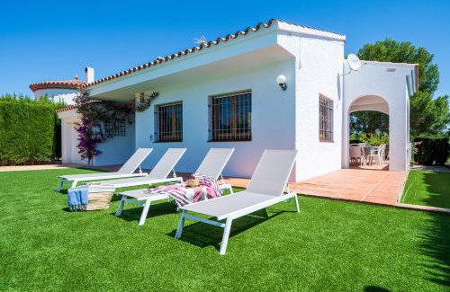 Les Tres Cales Villa | Chalet a pie Cala Forn con piscina