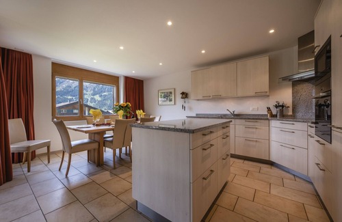 Wengen Apartment | Chalet Am Acher 3