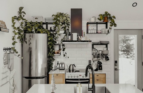 Stoneham-et-Tewkesbury Ski Chalet | Chalet de style scandinave en pleine nature