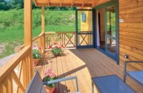 Fougerolles-Saint-Valbert House | Chalet détente avec Spa et animaux admis près de Plombières-les-Bains - FR-1-583-498