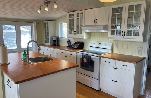 Saint-Hippolyte Ski Chalet | Chalet de la baie des voiliers -Lac Achigan -Saint-Hippolyte