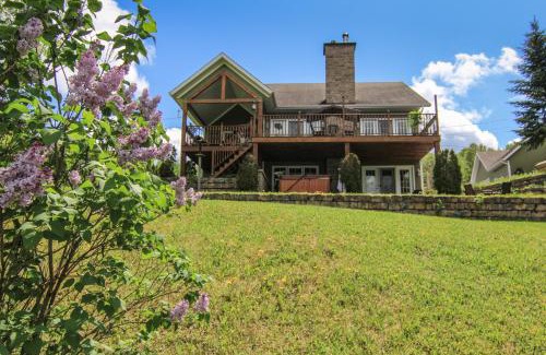 Saint-David-de-Falardeau Ski Chalet | Chalet Grand-père Tortue