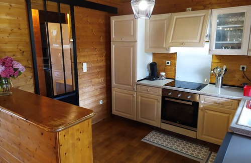 Lormes Ski Chalet | Chalet Gite Morvan "Beautiful island in Lormes