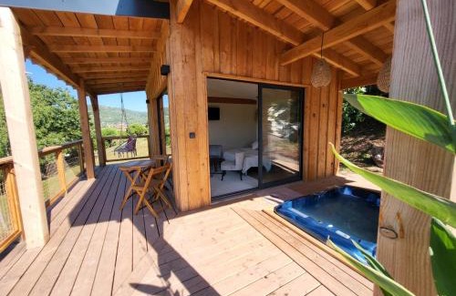 Saint-Affrique Ski Chalet | Chalet, hot tub and pool, quiet and with a view Sawadee lodge spa