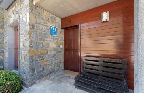 Gavin House | Chalet Hot tub EVcharger Formigal 30min BBQ