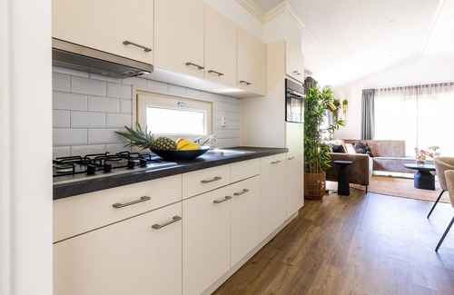 Knegsel Ski Chalet | Chalet in Brabant With Spacious Garden