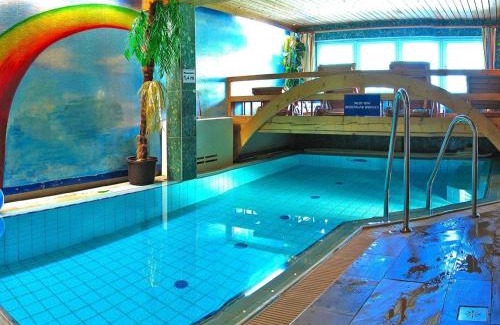 Dienten am Hochkoenig Apartment | Chalet in Dienten with Ski-In Access & Sauna