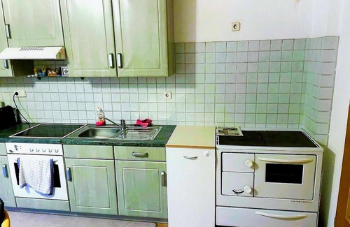 Weitensfeld Apartment | Chalet in Flattnitz near Ski Slopes & Lakes