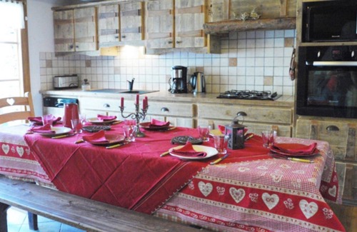 Bonneval-sur-Arc Ski Chalet | Chalet 'L'Angelina' with Mountain View
