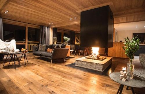 La Salle-les-Alpes Ski Chalet | Chalet Luxueux 10 Pers. à Serre Chevalier - Terrasse, Local à Ski, Navette Gratuite - FR-1-762-18
