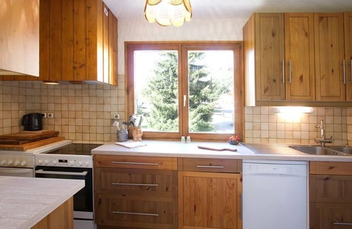 Les Deux Alpes Ski Chalet | Chalet Montagnard | JACUZZI Privé + Wi-Fi GRATUIT