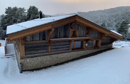Font-Romeu-Odeillo-Via Ski Chalet | Chalet nid des écureuils