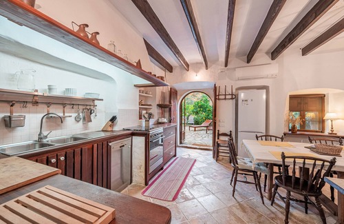 Fornalutx Ski Chalet | Chalet "Se Teulere" with Terrace & Wi-Fi