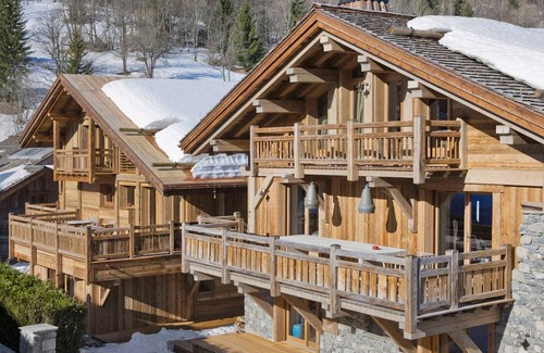 Le Raffort Ski Chalet | Chalet typique savoyard avec terrasse exposé plein sud