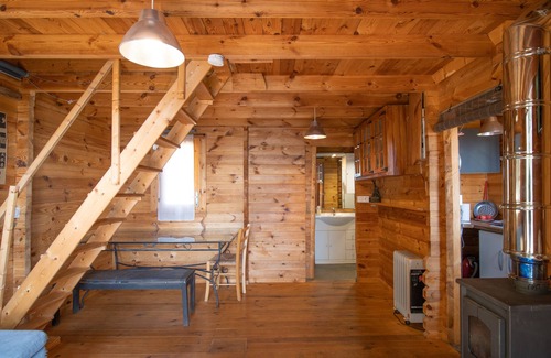 Alata Ski Chalet | Chalet 'Villa A Croce' with Private Pool, Private Terrace and Wi-Fi