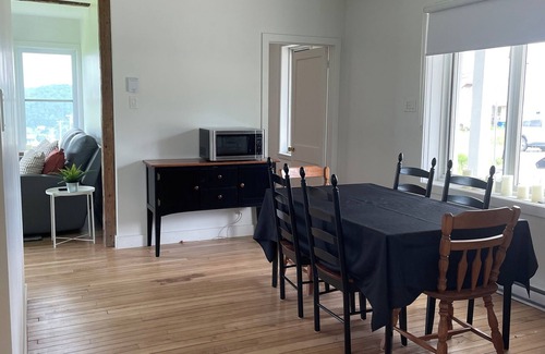 Lac-Etchemin Ski Chalet | Chalet Vue sur l'Orignal magnificent mountain views 5 minutes from the slopes