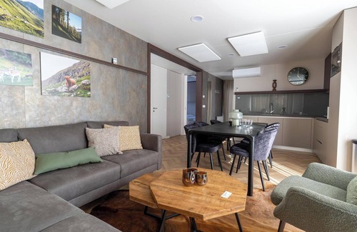 Lake Pressegger House | Chalet with 3 bedrooms and a terrace