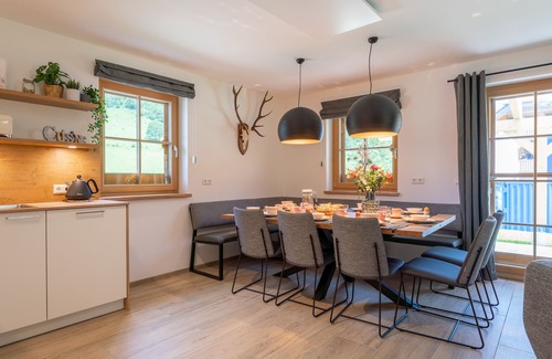 Donnersbachwald Ski Chalet | Chalet with covered terrace, sauna and spa bath